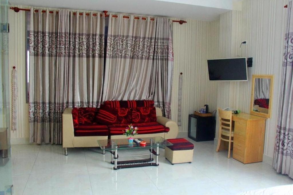 Yen Vy 04 Luxury Hotel Quy Nhơn Zewnętrze zdjęcie